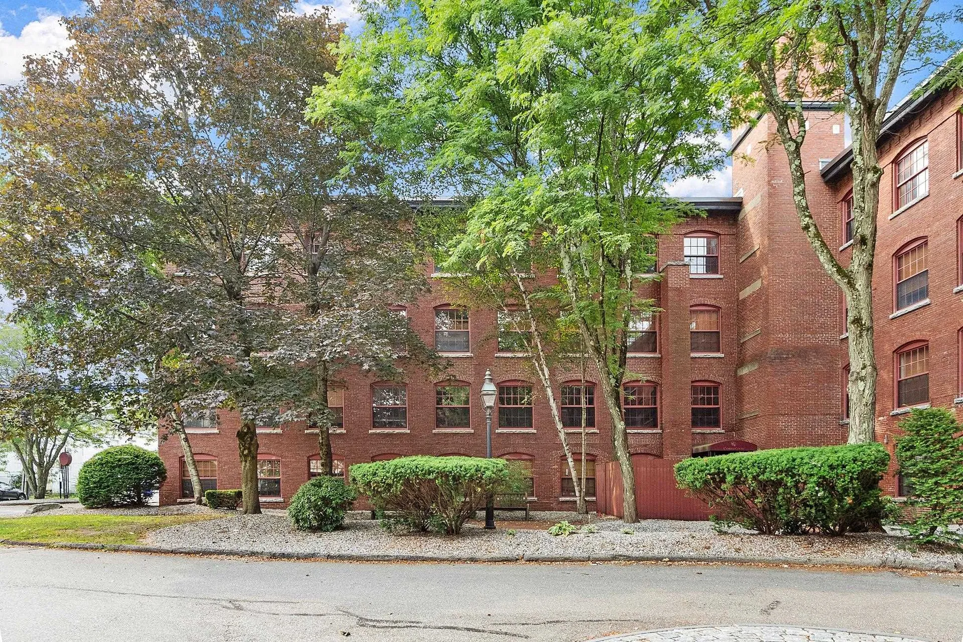 335 Cypress Court Manchester NH 03103