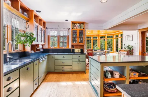 283 Higbee Road Charlotte VT 05445-0000