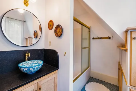 283 Higbee Road Charlotte VT 05445-0000