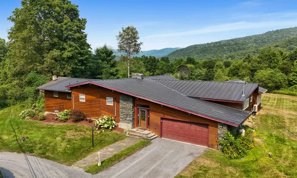 554 Frisbie Hill Road Castleton VT 05735