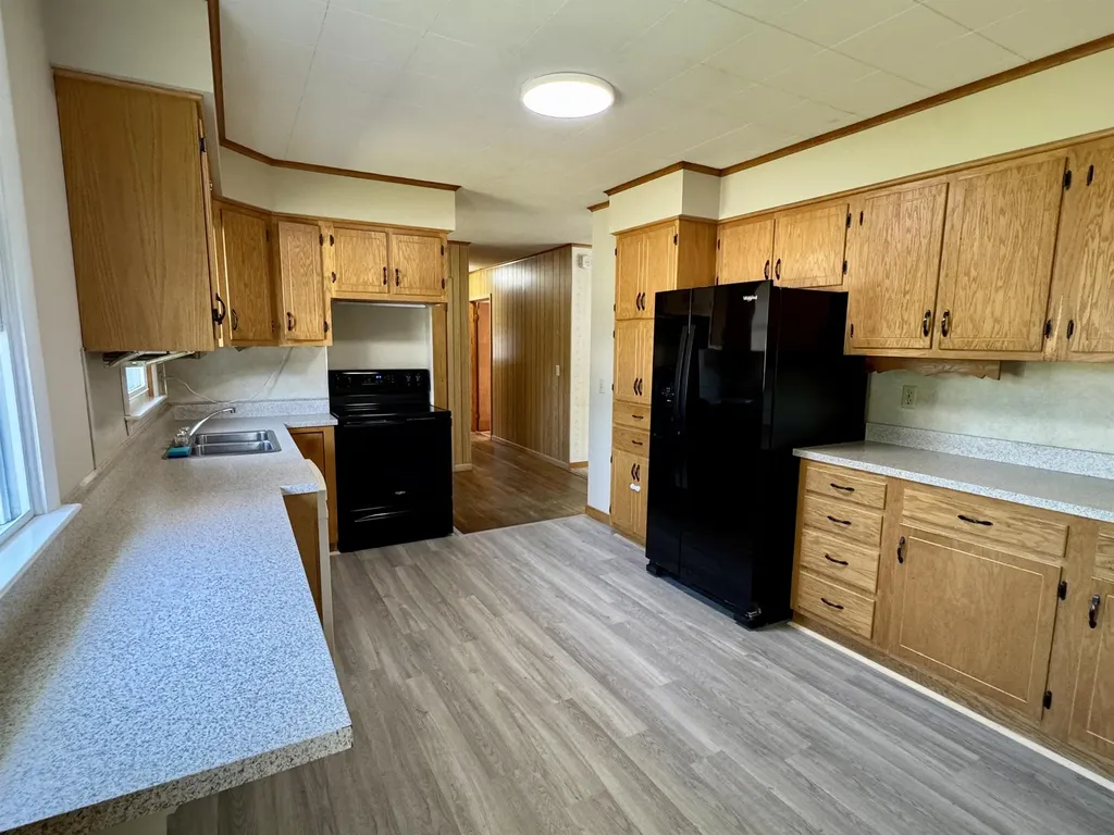 62 Pine Street Newport City VT 05855