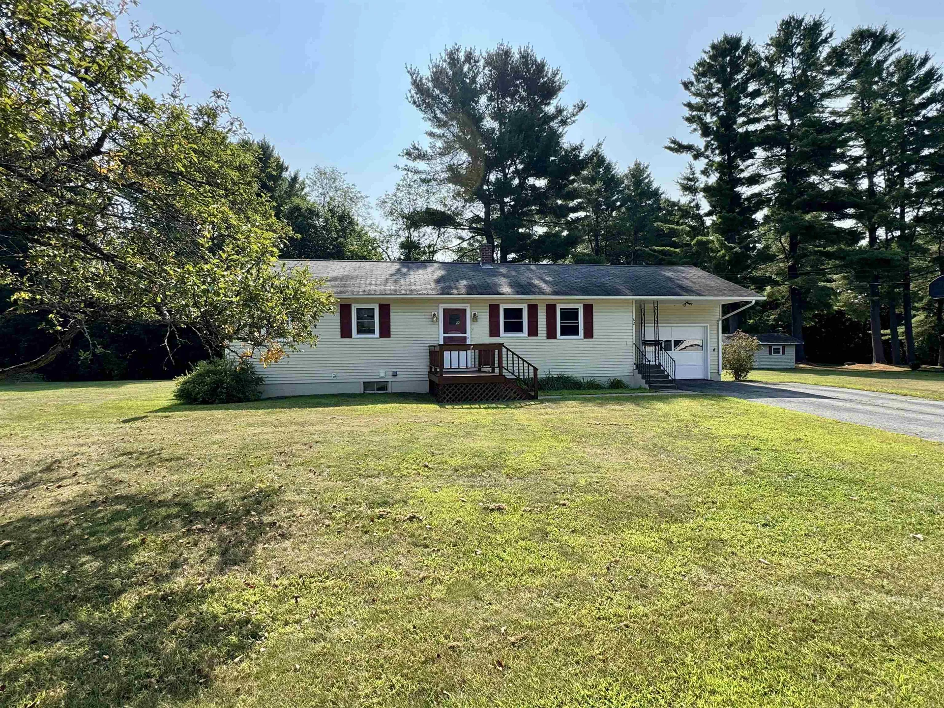 62 Pine Street Newport City VT 05855
