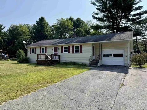 62 Pine Street Newport City VT 05855