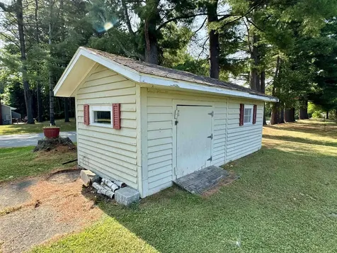 62 Pine Street Newport City VT 05855
