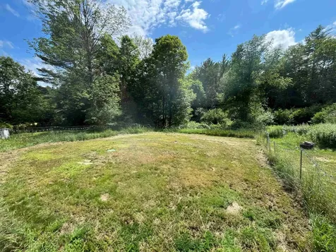 139 Canaan Street Canaan NH 03741