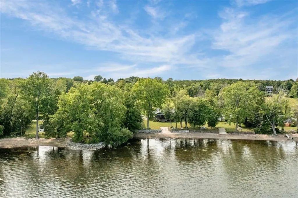 213 Access Road Isle La Motte VT 05463-7508