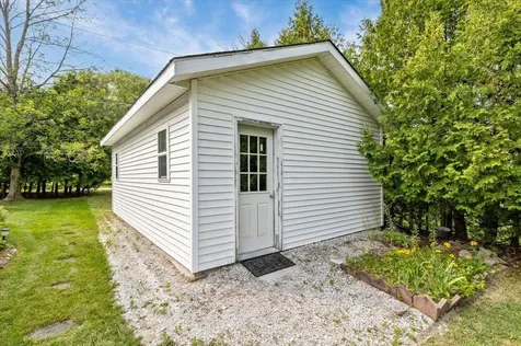 213 Access Road Isle La Motte VT 05463-7508