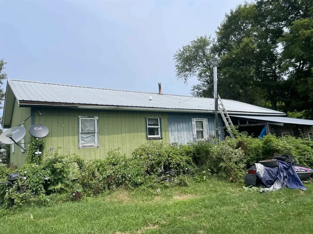 410 Water Street Albany VT 05820