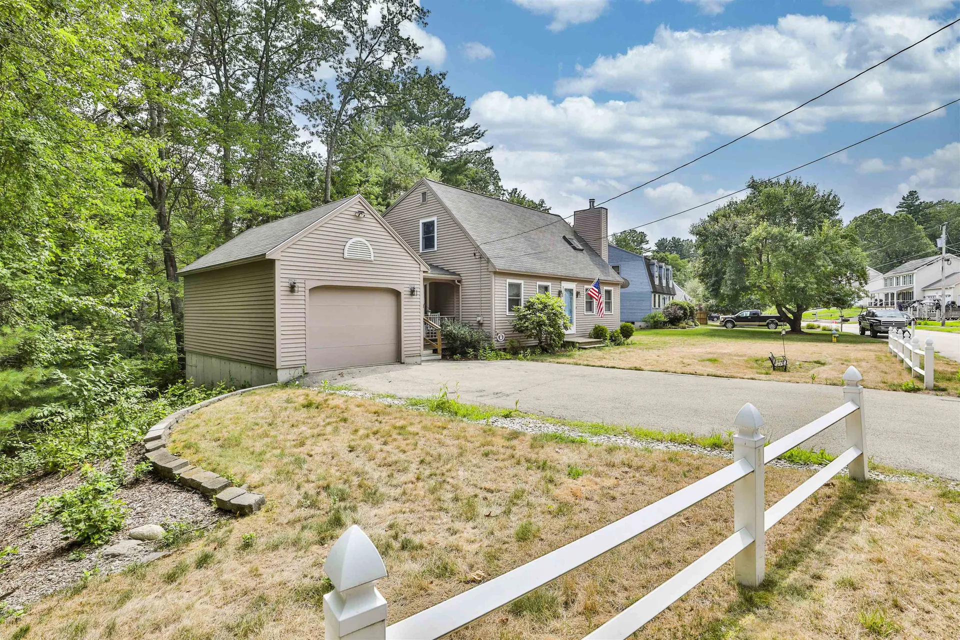 6 Edmatteric Drive Nashua NH 03062