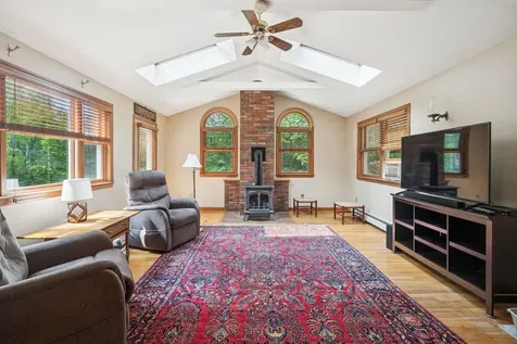 7 East Sutton Road Warner NH 03278