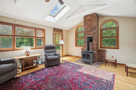 7 East Sutton Road Warner NH 03278