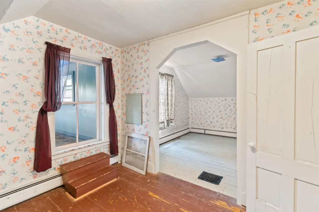 15 Spruce Street St. Albans City VT 05478