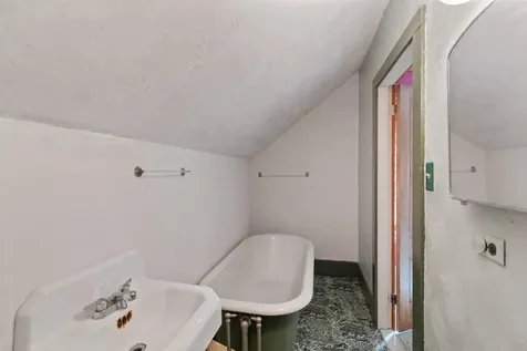 15 Spruce Street St. Albans City VT 05478