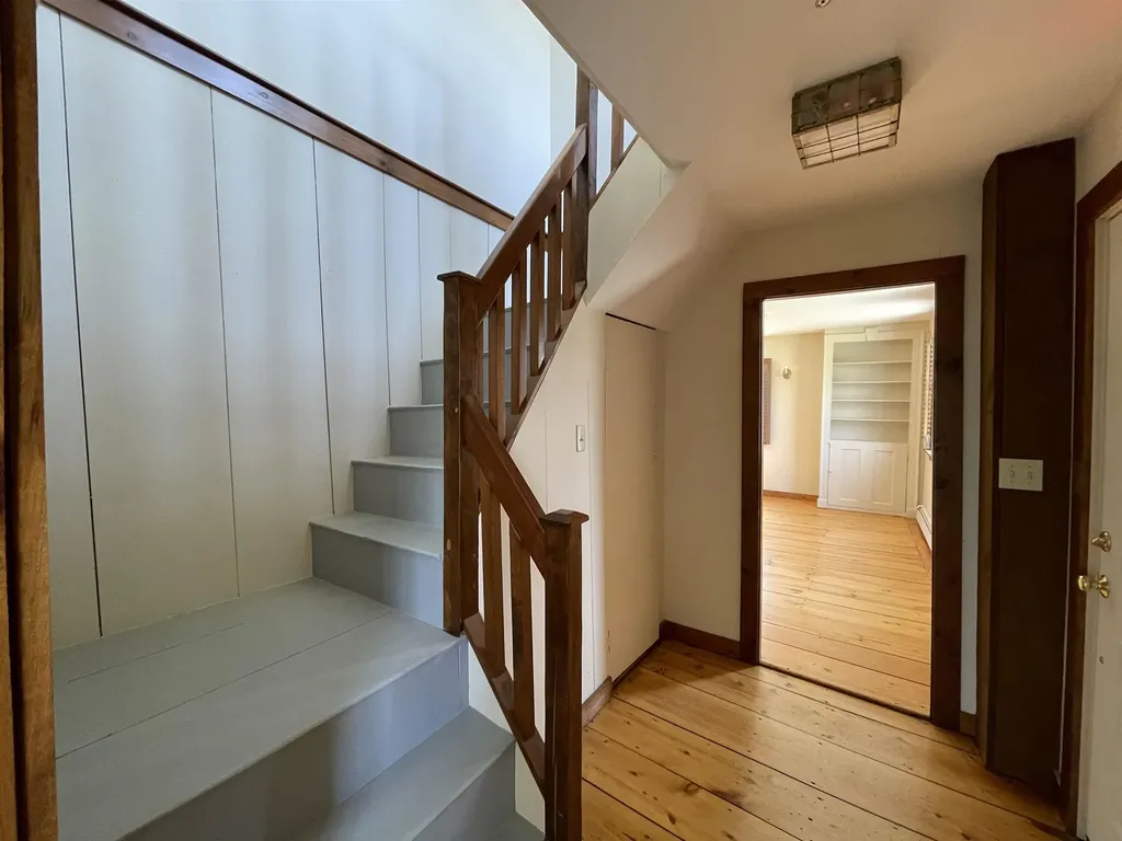 454 Main Street Fremont NH 03044