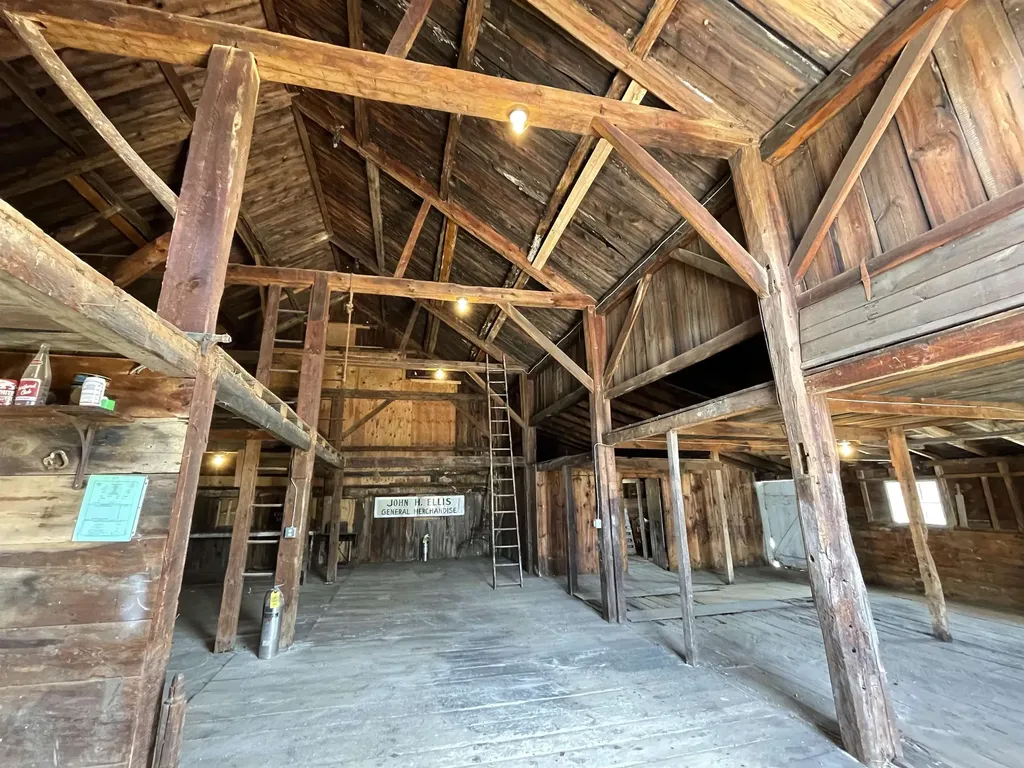 454 Main Street Fremont NH 03044