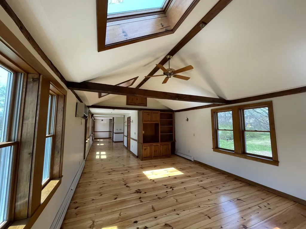 454 Main Street Fremont NH 03044