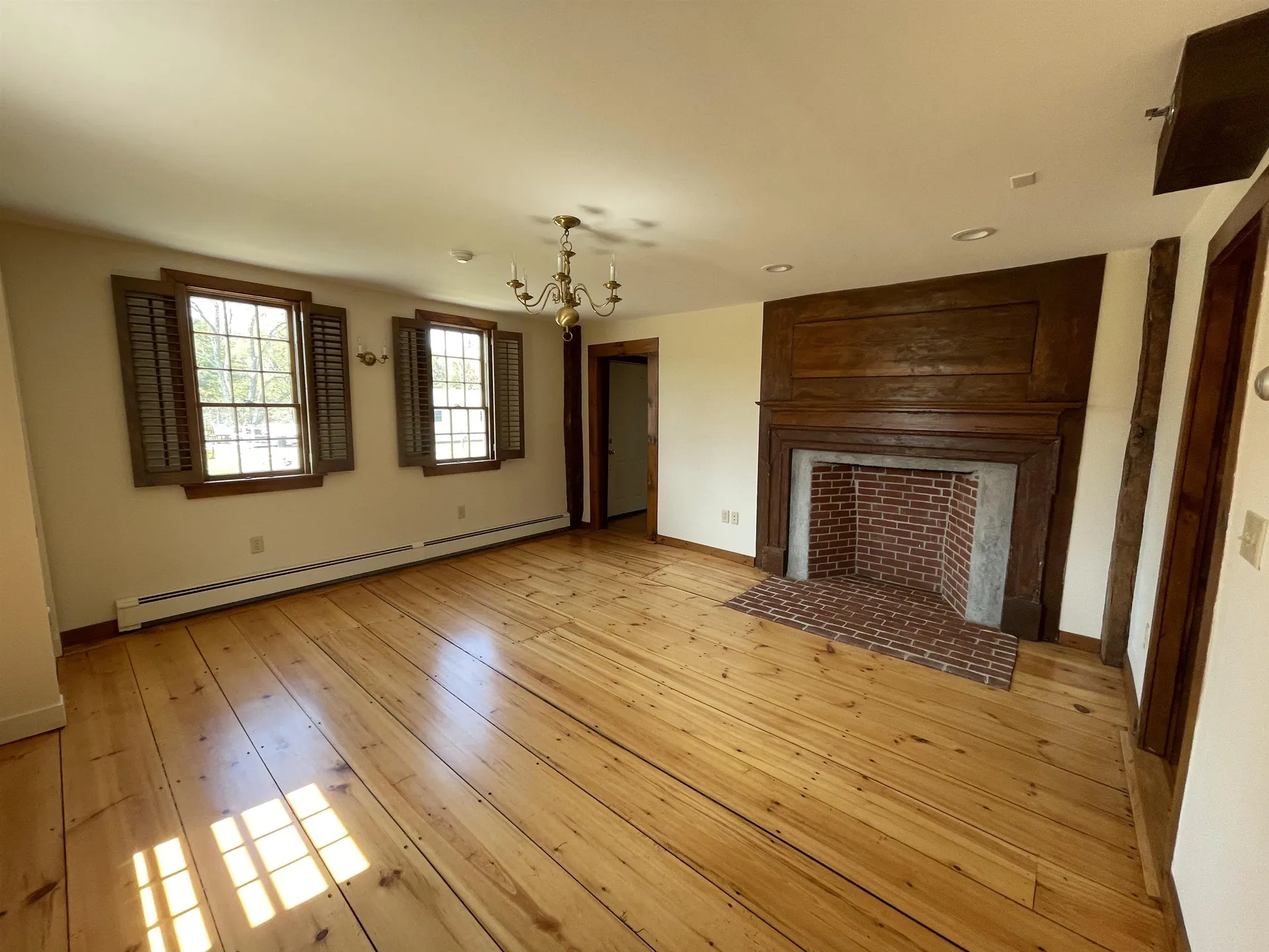 454 Main Street Fremont NH 03044