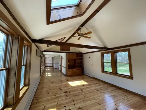 454 Main Street Fremont NH 03044