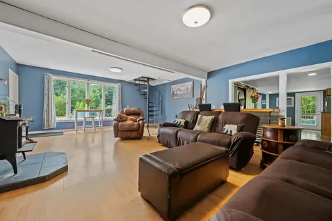 63 Mill Street Conway NH 03813