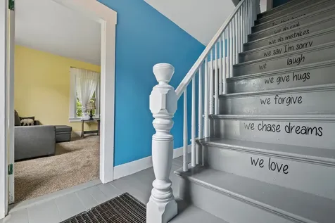 63 Mill Street Conway NH 03813