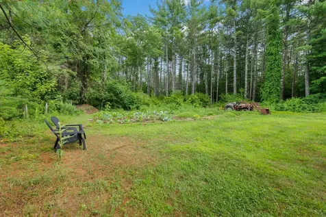 63 Mill Street Conway NH 03813