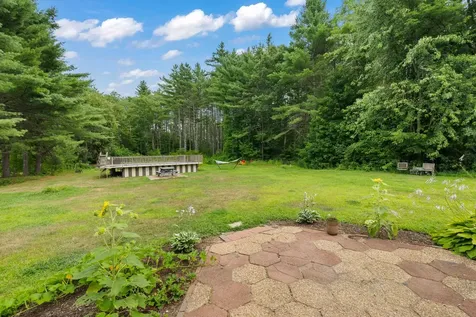 63 Mill Street Conway NH 03813