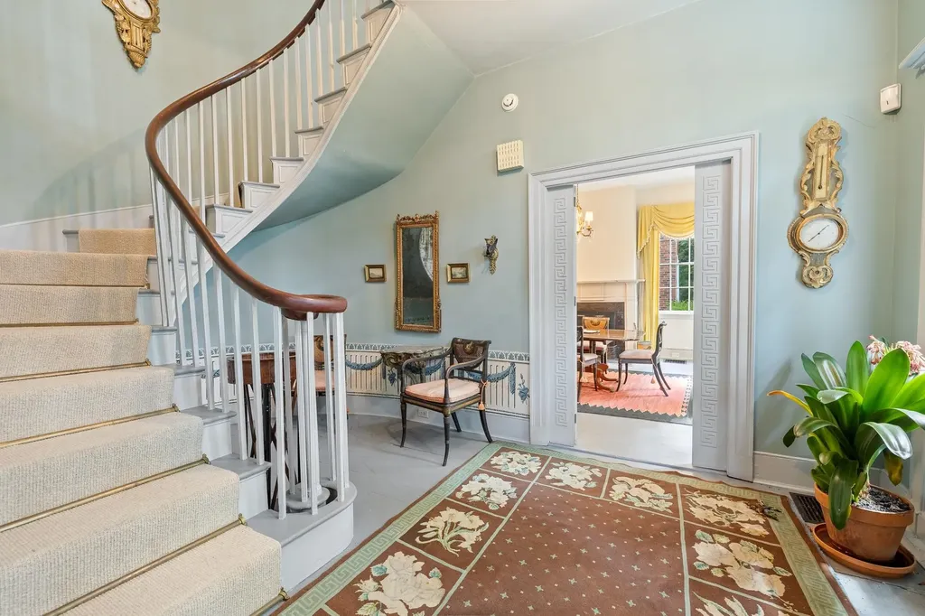 10 Bischoff Lane Hartland VT 05048