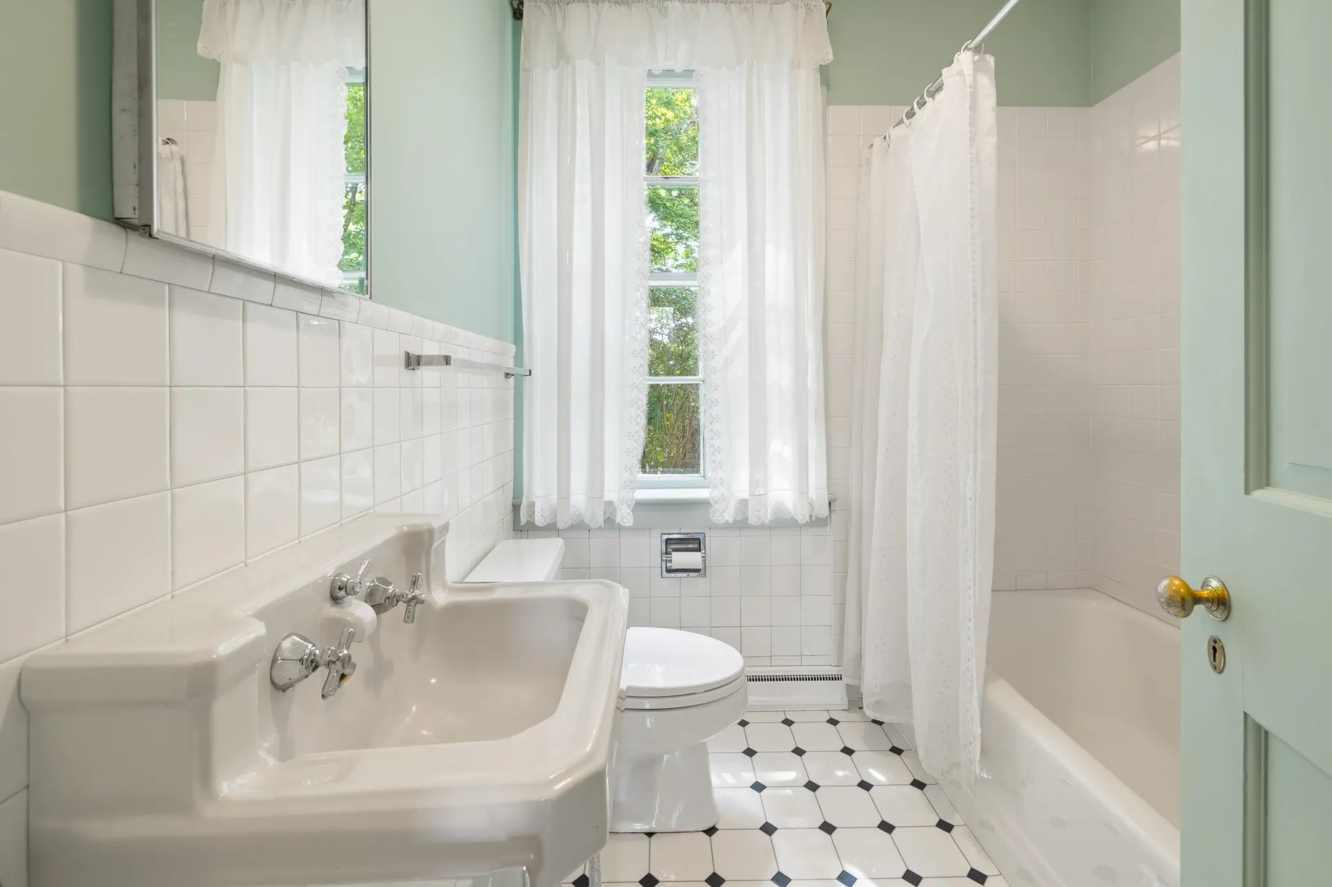 10 Bischoff Lane Hartland VT 05048