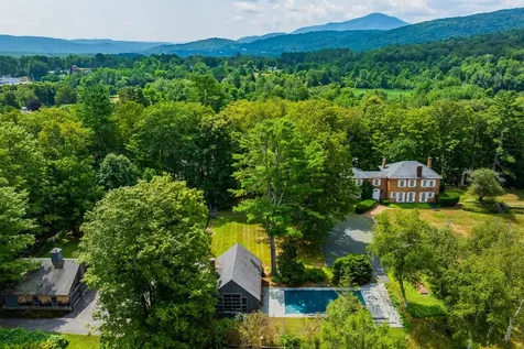 10 Bischoff Lane Hartland VT 05048