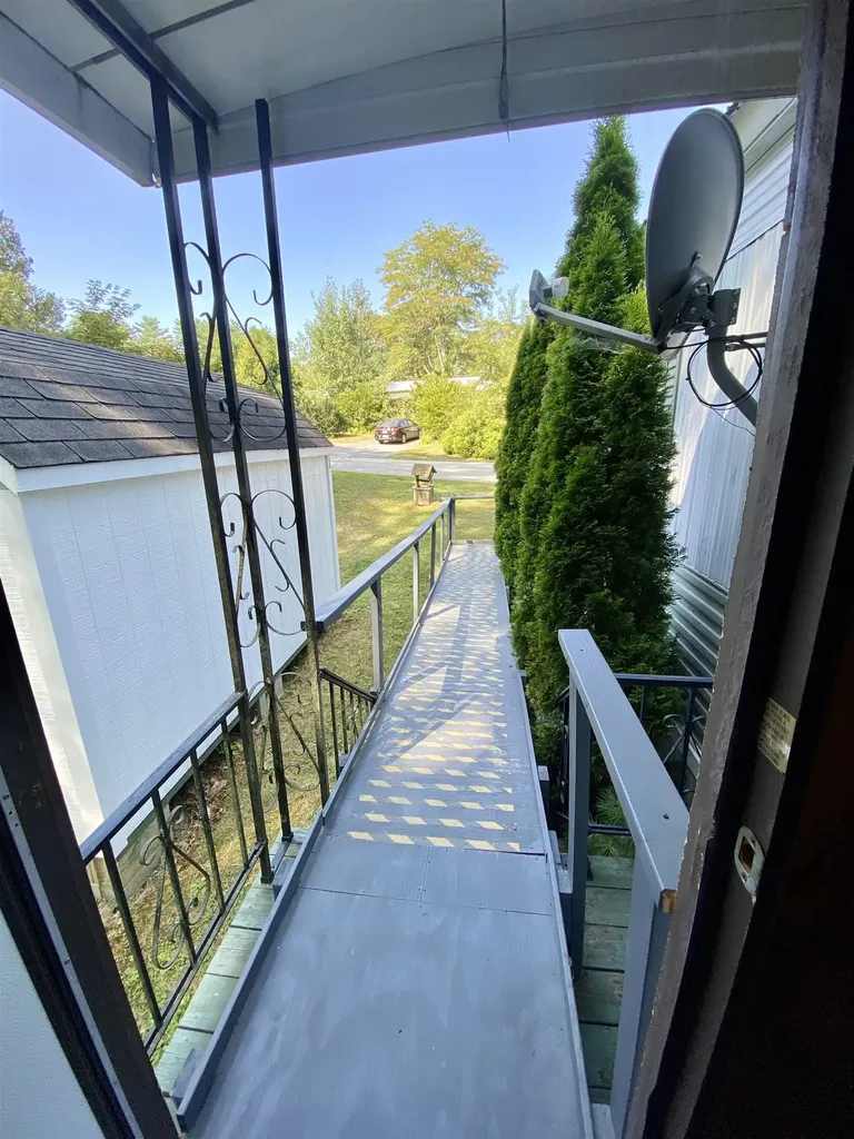 9 Archer Circle Epsom NH 03234
