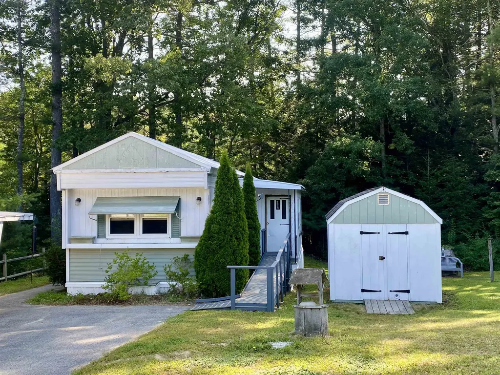 9 Archer Circle Epsom NH 03234