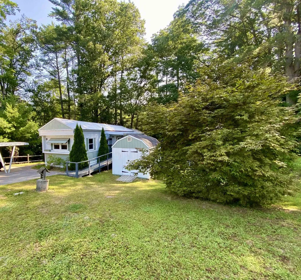 9 Archer Circle Epsom NH 03234