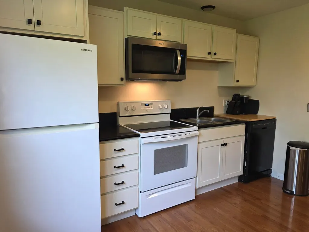 75 The Commons Moretown VT 05660