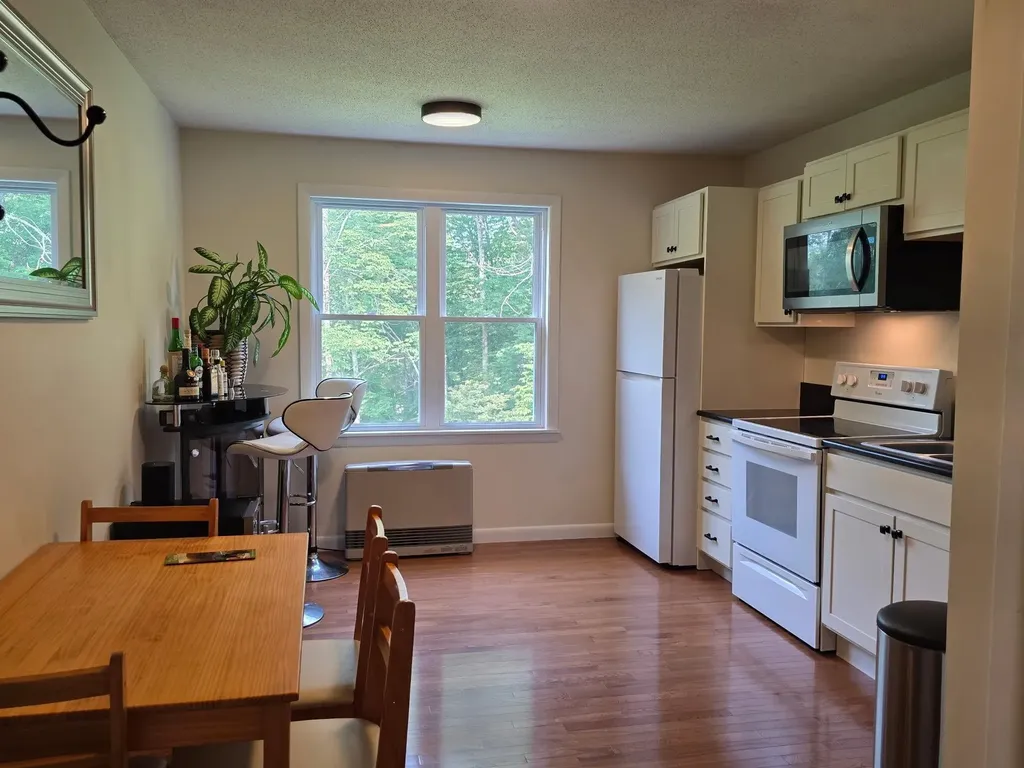 75 The Commons Moretown VT 05660