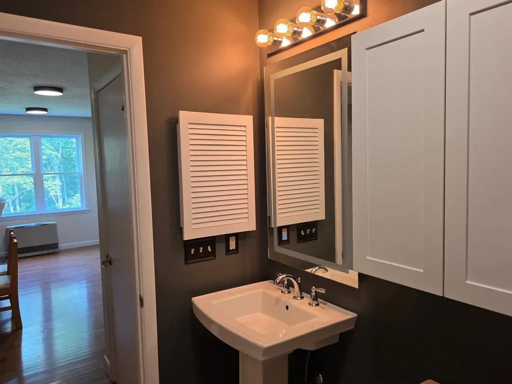 75 The Commons Moretown VT 05660