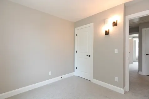 30 Brook Street Derry NH 03038