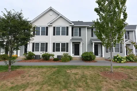 30 Brook Street Derry NH 03038