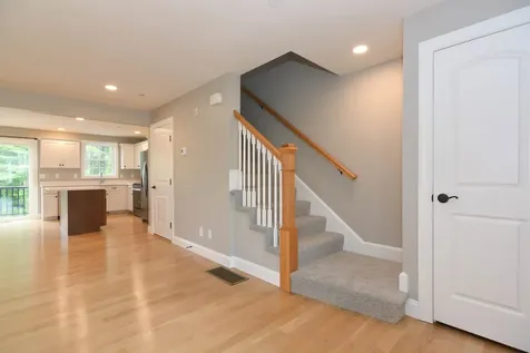 30 Brook Street Derry NH 03038