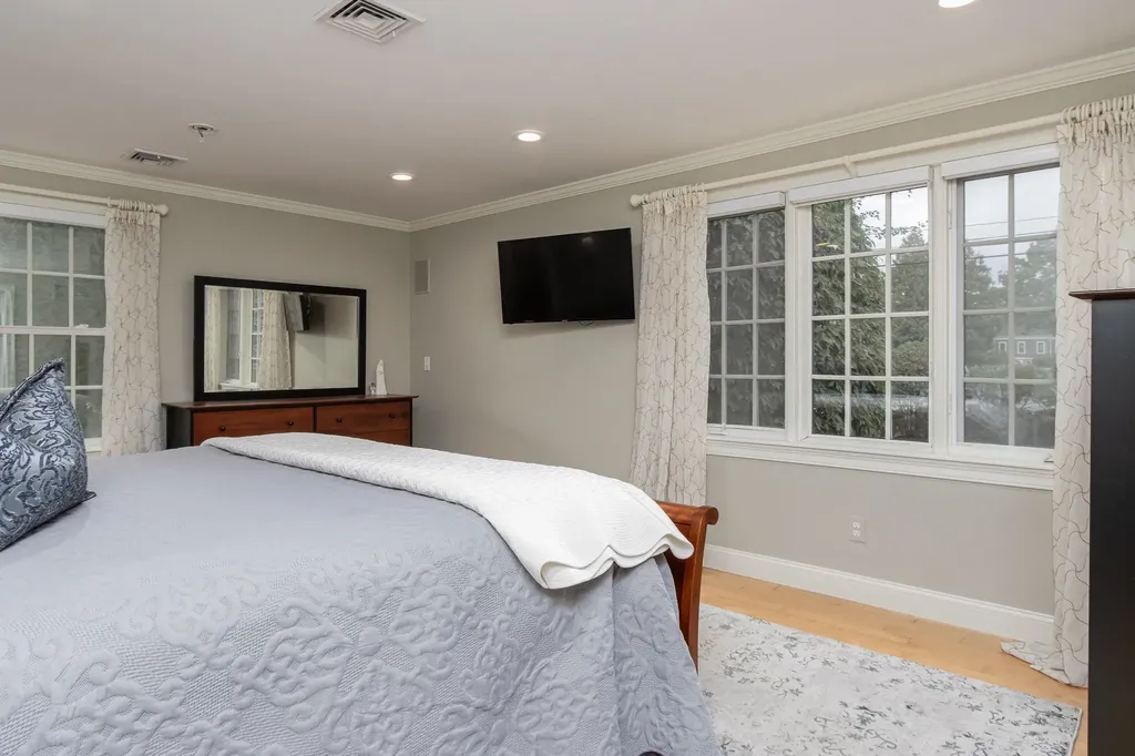 79 Oakmont Drive Concord NH 03301