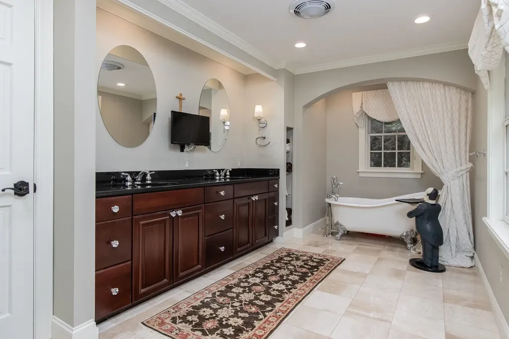 79 Oakmont Drive Concord NH 03301