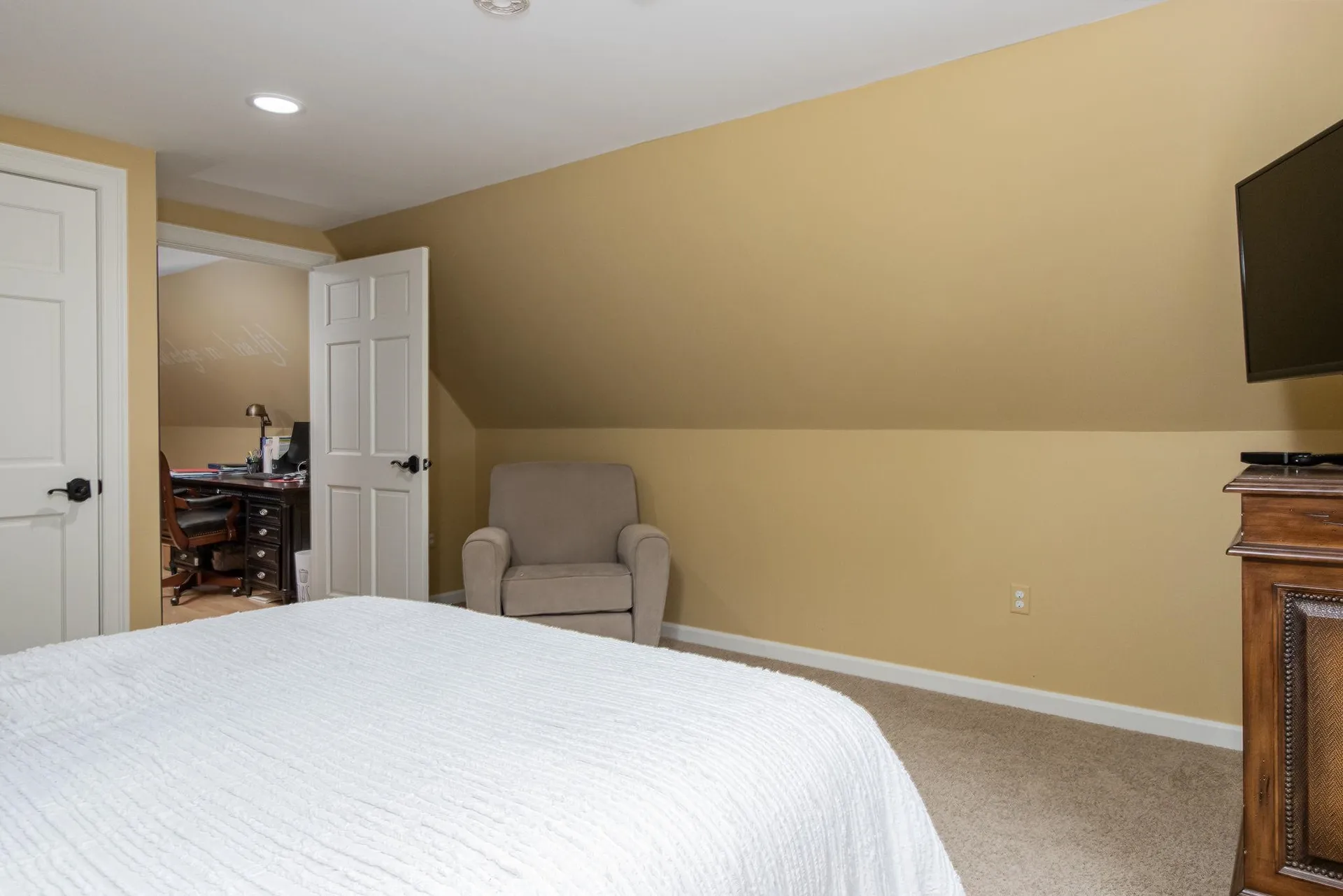 79 Oakmont Drive Concord NH 03301