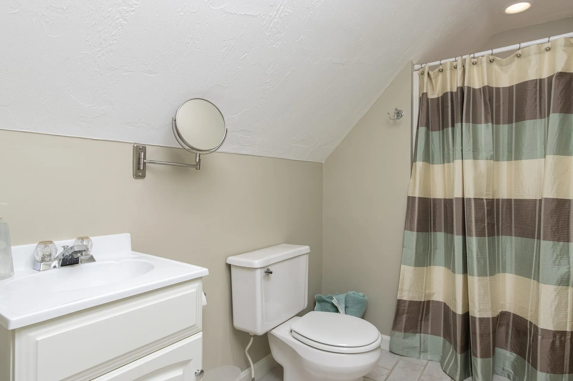 79 Oakmont Drive Concord NH 03301