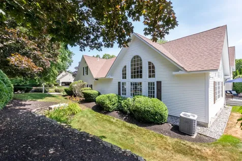 79 Oakmont Drive Concord NH 03301