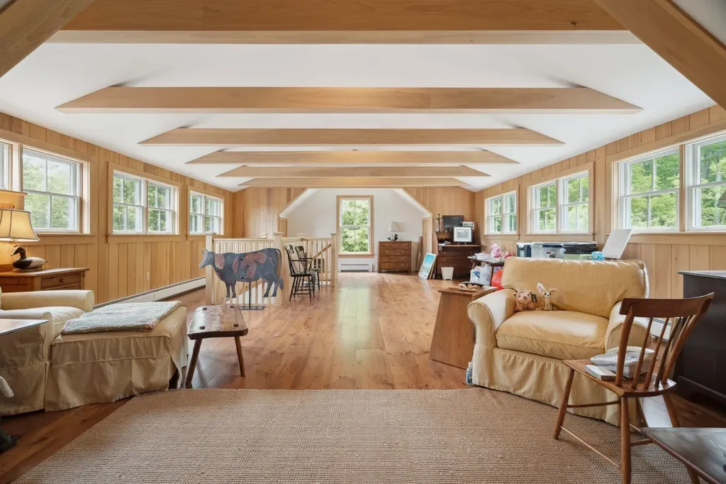 265 Route 123 Sharon NH 03458