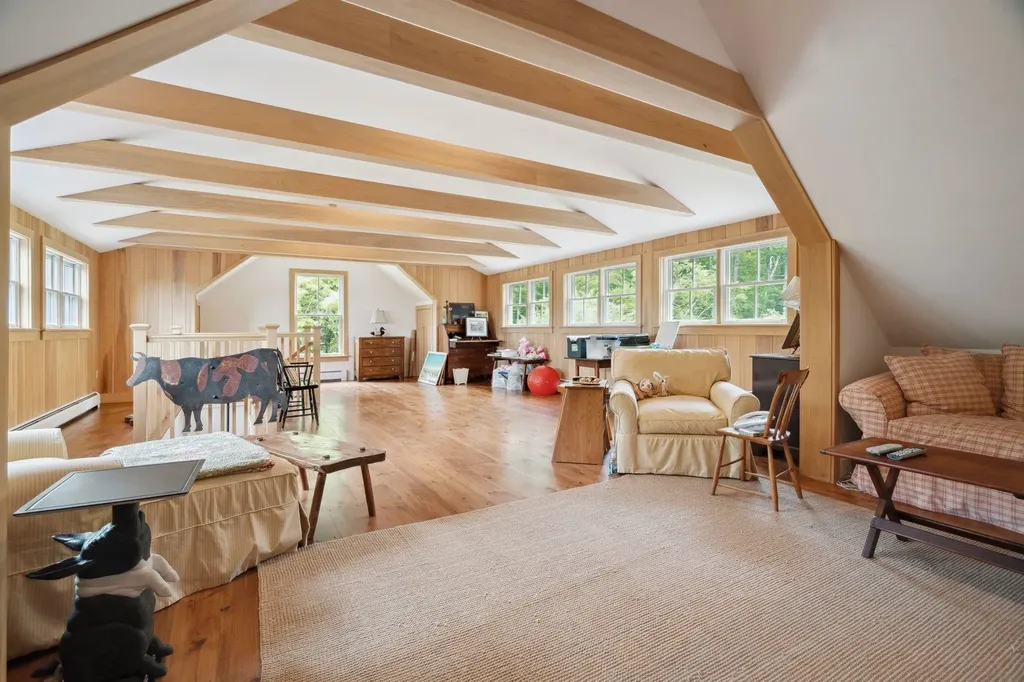 265 Route 123 Sharon NH 03458