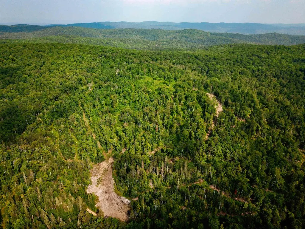 136 Territory Road Topsham VT 05076