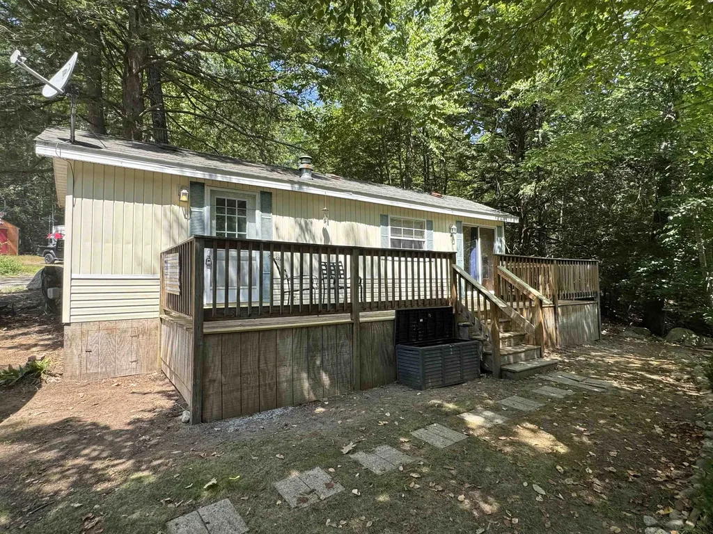 2 Pammy Lane Danville NH 03819