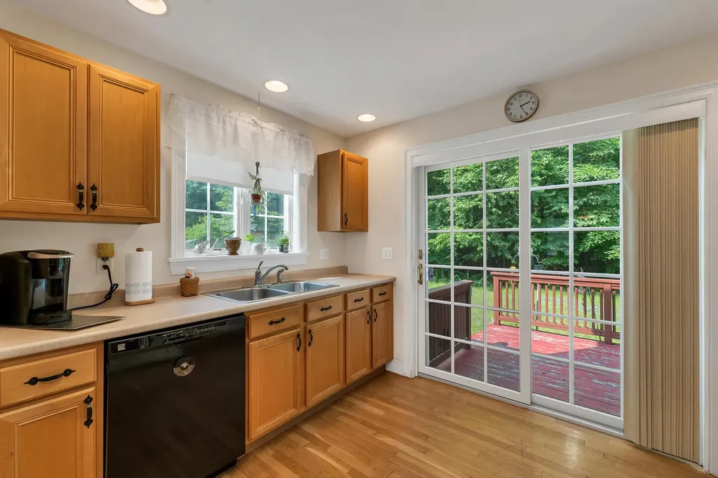 39 Winnipesaukee Drive Wolfeboro NH 03894