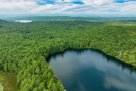 39 Winnipesaukee Drive Wolfeboro NH 03894