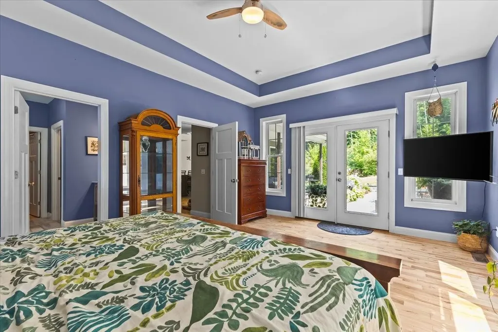 12 Goodrich Lane Essex VT 05452